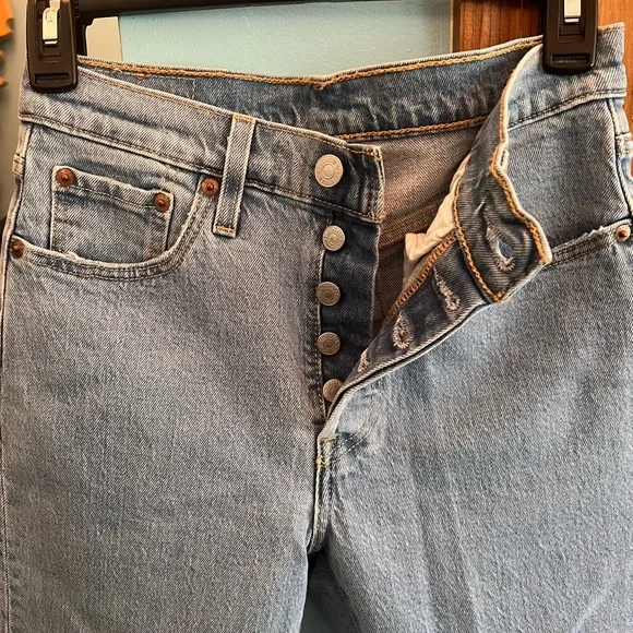 Levi’s 501 Skinny Light Wash Jeans 25W L28 - Picture 4 of 6